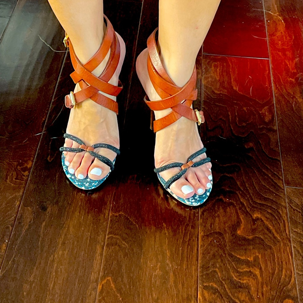 Authentic Louis Vuitton Cruise Runway Collection stilettos. Condition 8/10